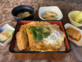 ロースカツ丼 <span class="orange"> NEW!2月~ </span>追加550円